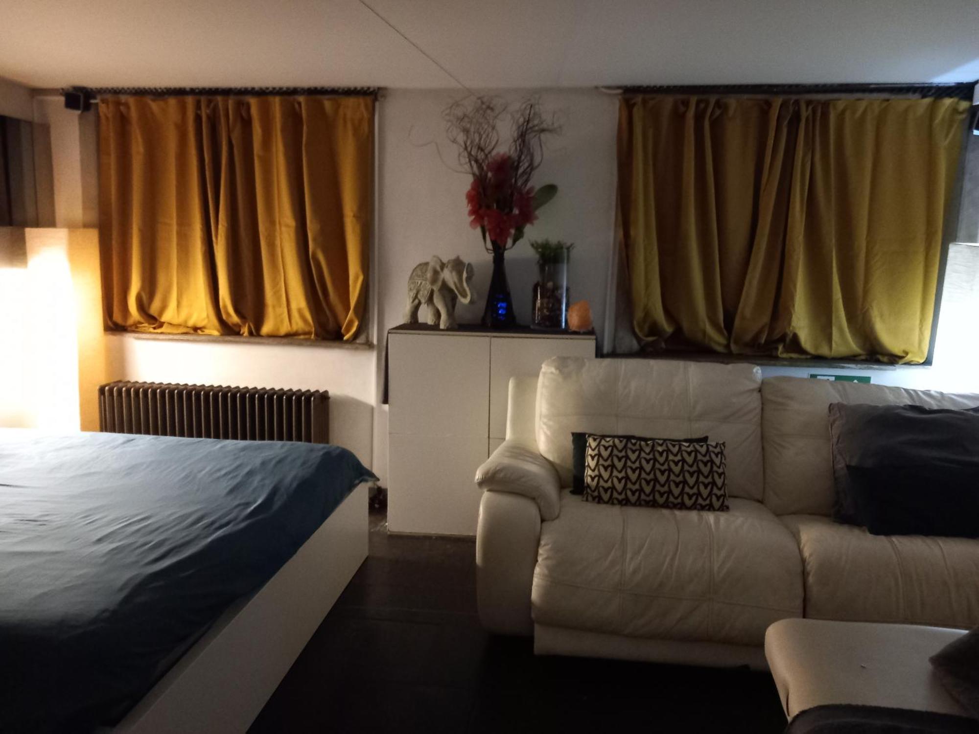 Nice And Cosy Place With Jacuzzi And Sauna To Relax In The Centre Of Antuérpia Exterior foto